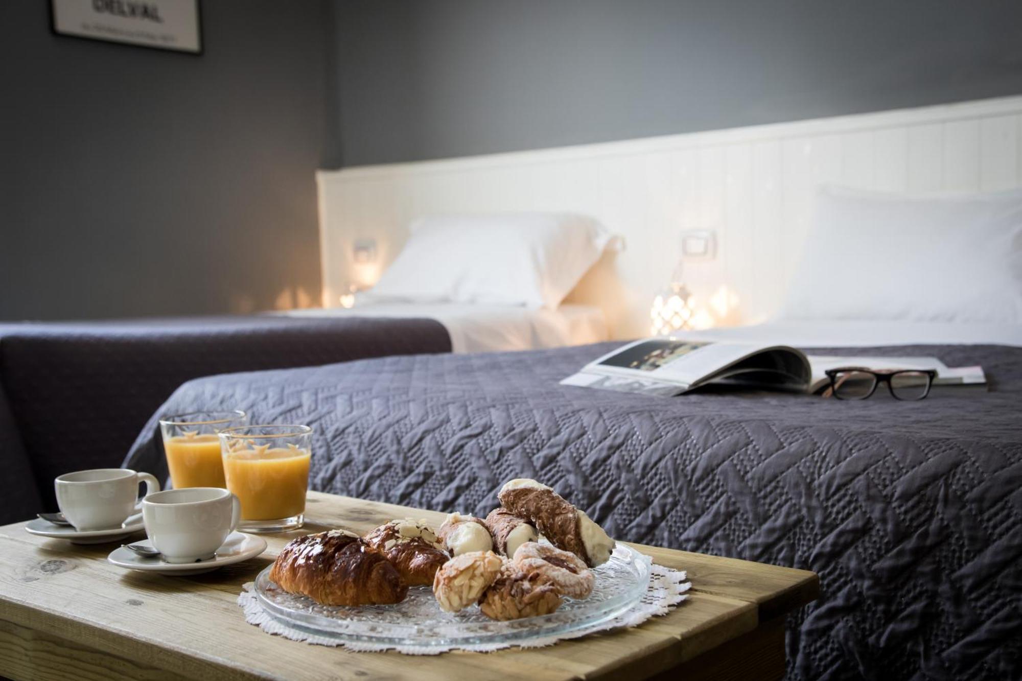Balate Maqueda B&B Палермо Стая снимка